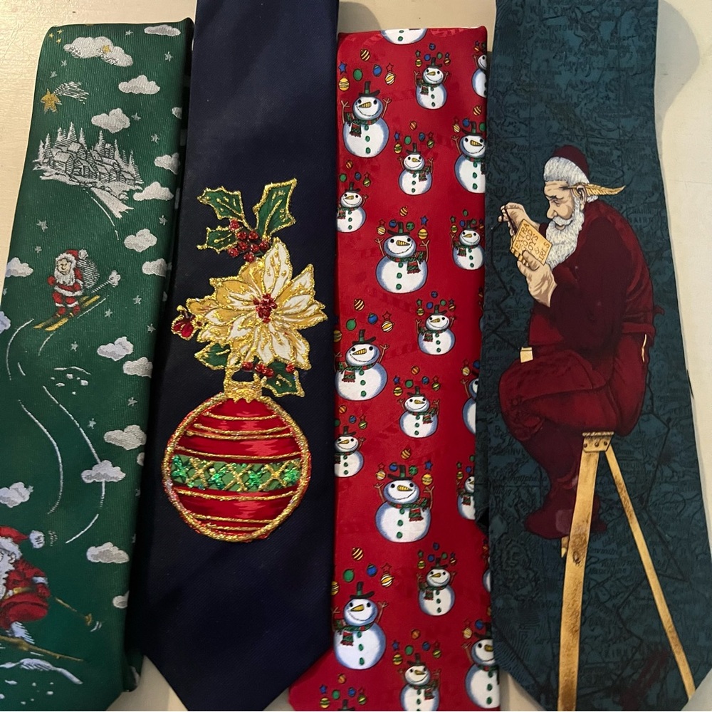 Vintage Assortment of Christmas Neckties Norman Rockwell, Hallmark